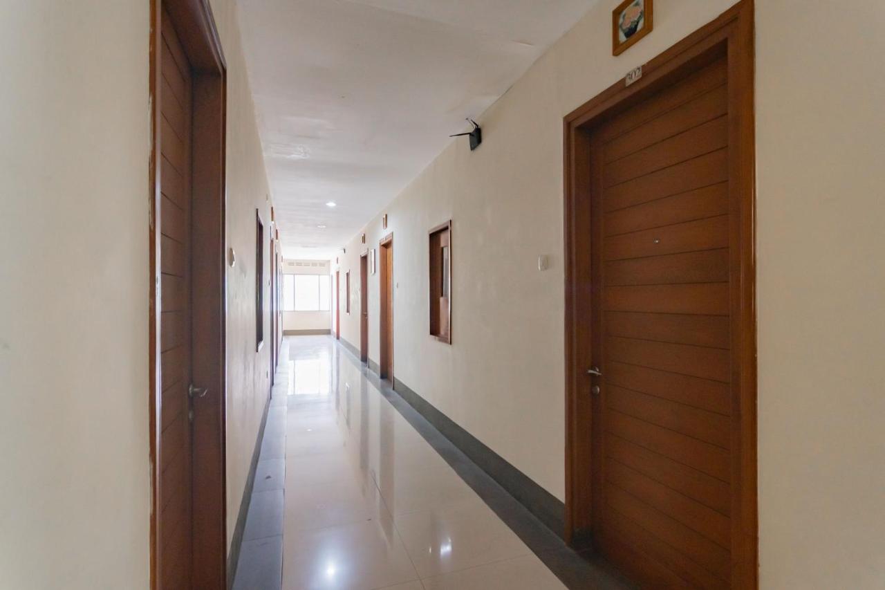מלון Reddoorz Near Institut Teknologi Bandung 2 מראה חיצוני תמונה